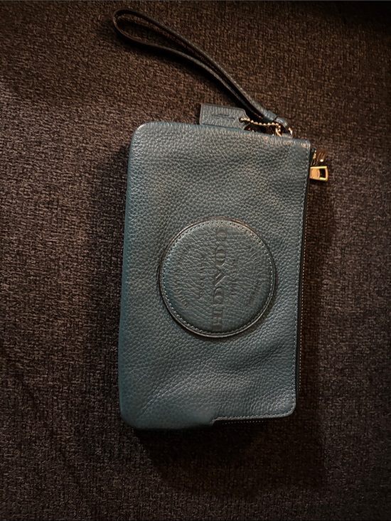 Coach Handbags - Coach Teal Pebbled Leather Wristlet Clutch with Gold Hardware